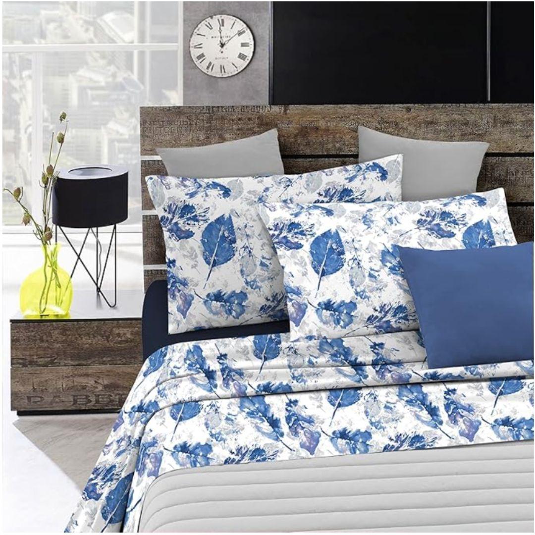 mastro bianco mastro bianco - lenzuolo completo letto microfibra matrimoniale (colore spedito in base a giacenza) - foto 3 Lenzuolo matrimoniale blu con fantasia floreale allestito sul letto