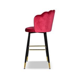 Coppia di sgabelli estro in velluto rossi con terminali dorati / prezzo originale : €344