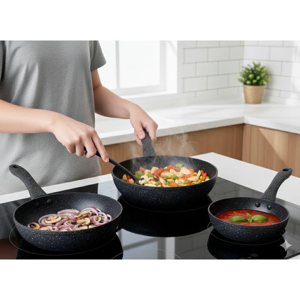  tris di padelle con coperchi in vetro nere effetto marmo (20) - (24) - (28) cm - foto 3
