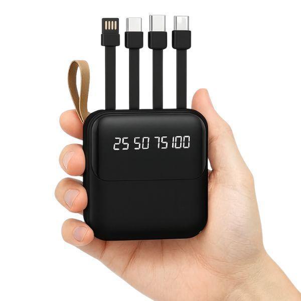  power bank 6800mah con cavi di ricarica integrati, display e torcia led - foto 5