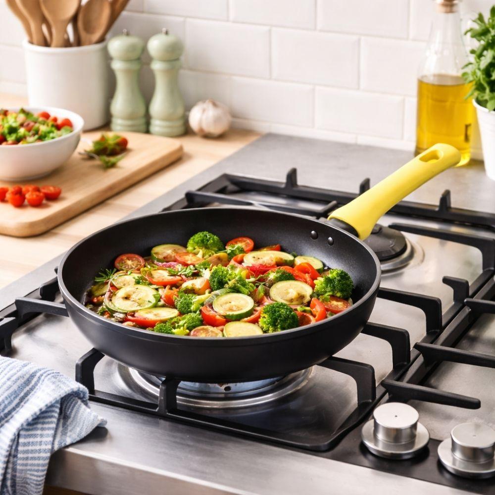  padella 24 cm antiaderente adatta a tutti i piani di cottura - foto 5
